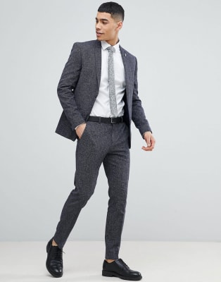 Traje ajustado con diseño texturizado en azul marino de River Island