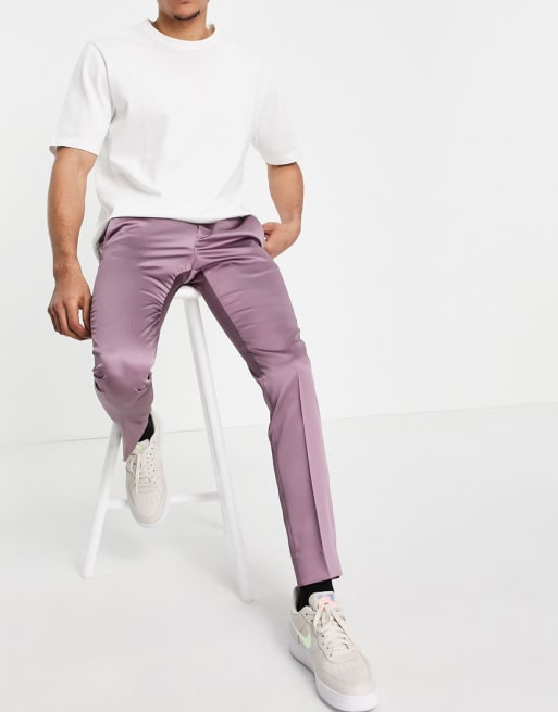 Traje color malva con solapas anchas tipo esmoquin de satén de Twisted Tailor