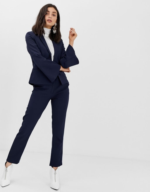 Unique21 tailored navy suit