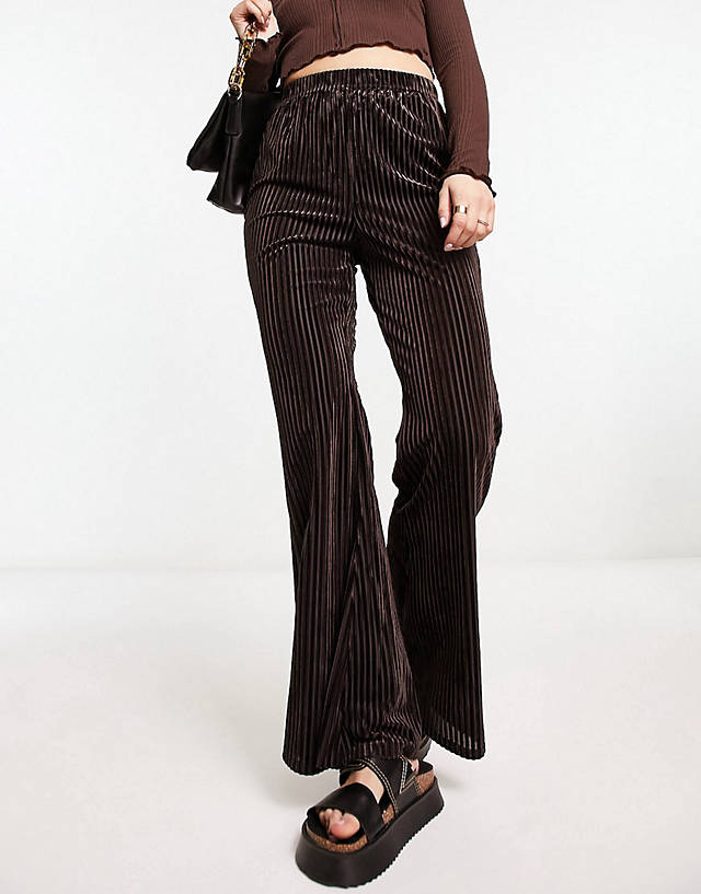 Urban Threads - velvet plisse top and wide leg trouser co-ord in chocolate brown