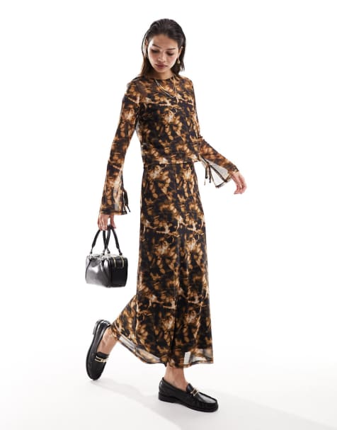 Vero Moda abstract mesh long sleeved jersey top and maxi skirt set in brown - view 1