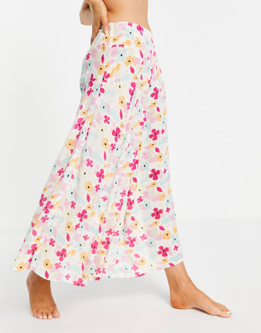 Vero Moda – Blommigt strandset i klara färger med topp och byxor
