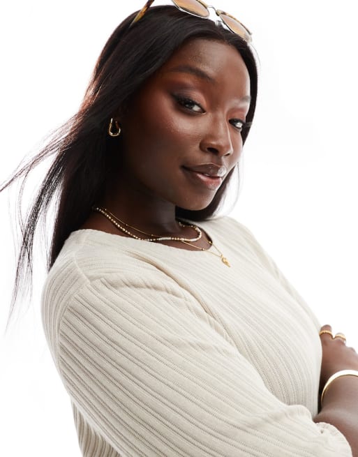 Vero Moda Curve - Ensemble t-shirt et short en maille côtelée - Crème