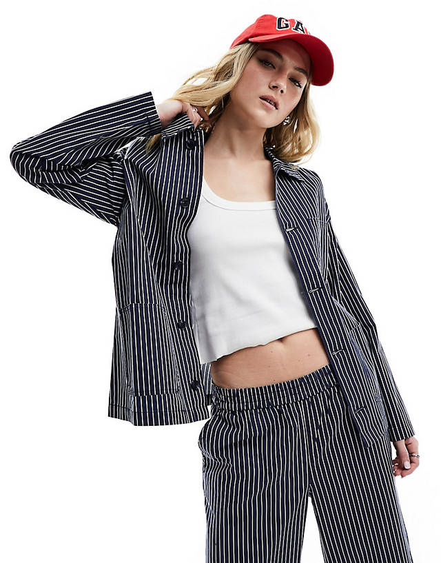 Vero Moda - oversized workwear jacket and wide leg trouser co-ord in navy pinstrip