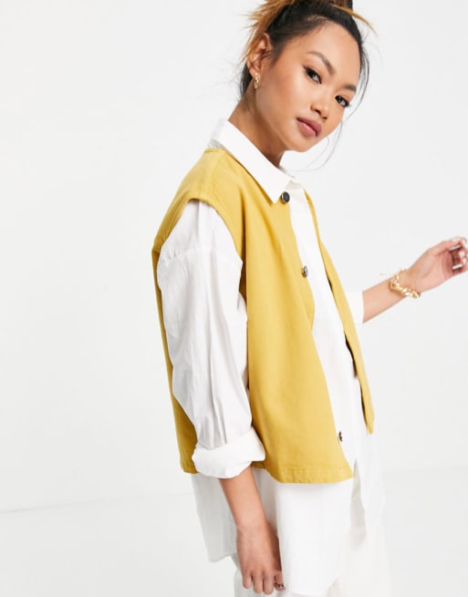 Waven - Combi-set met jeans en gilet in mosterdgeel