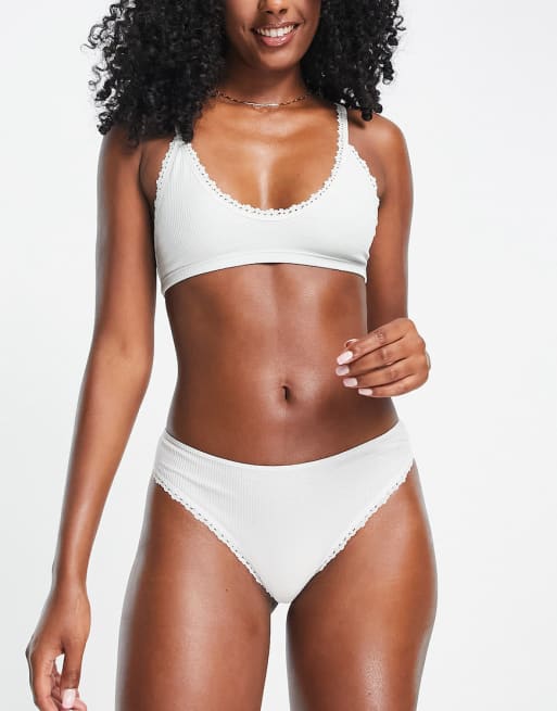 Weekday bralette and brief