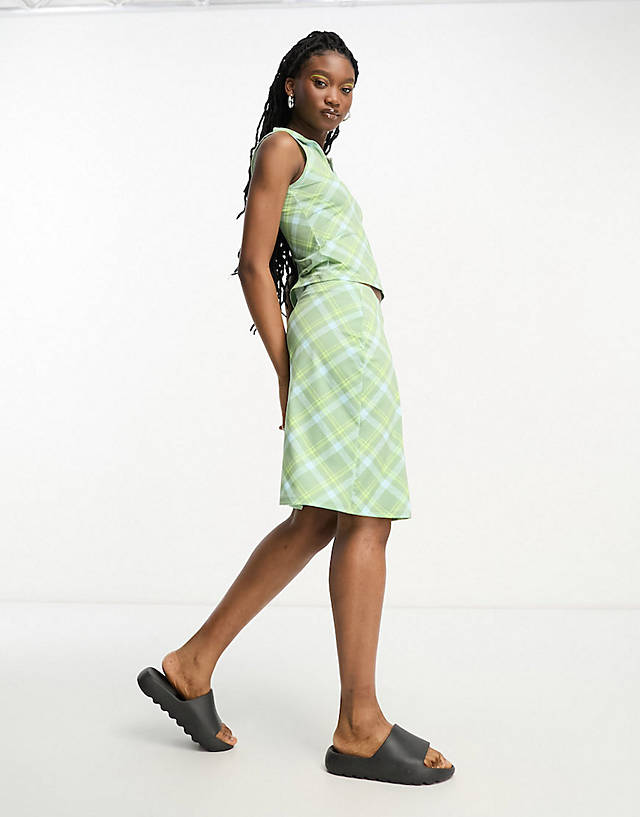 Weekday - phoebe co-ord sleeveless polo top and midi skirt in green and blue check