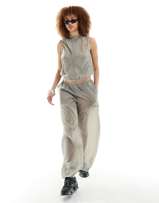 Weekday singlet and trackies set