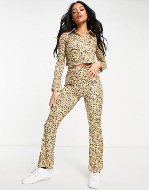 Wild Lovers - Malibu - Fijngeribbelde co-ord set met retro bloemenprint