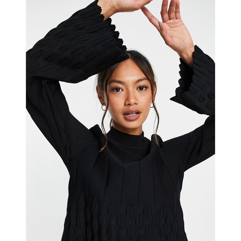  Designer Y.A.S - Coordinato nero con maglione e gonna a pieghe