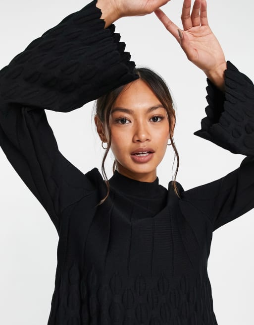 Y.A.S Set in Schwarz bestehend aus Pullover und Rock mit plissiertem Detail ASOS
