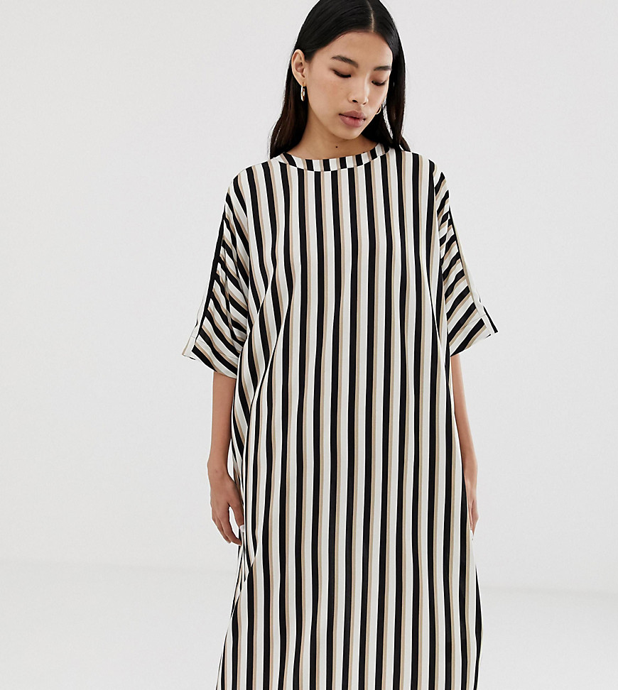 Weekday oversized midi dress in mono stripe