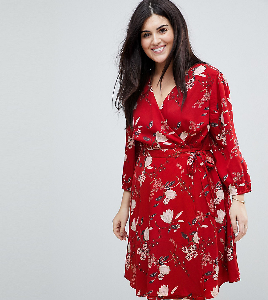 Yumi Plus Wrap Dress in Floral Print - Red