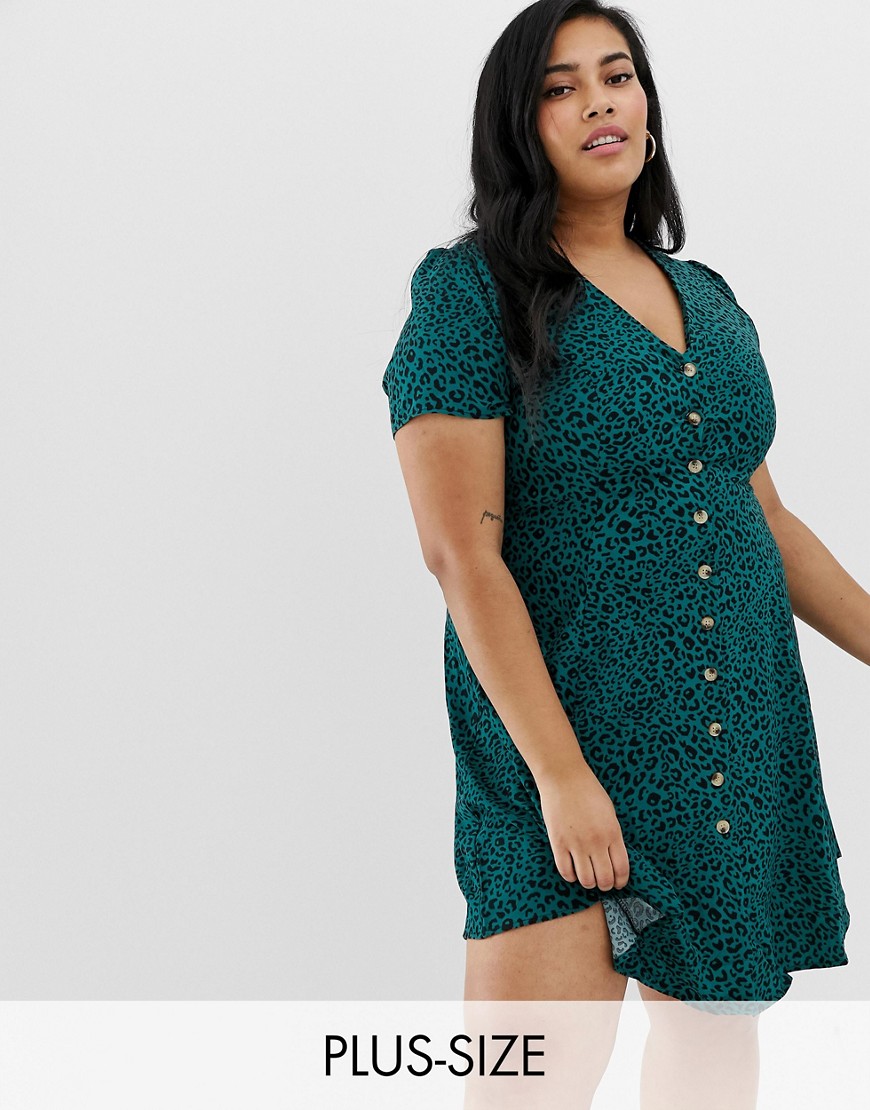New Look Curve button through dress in green leopard - Green pattern