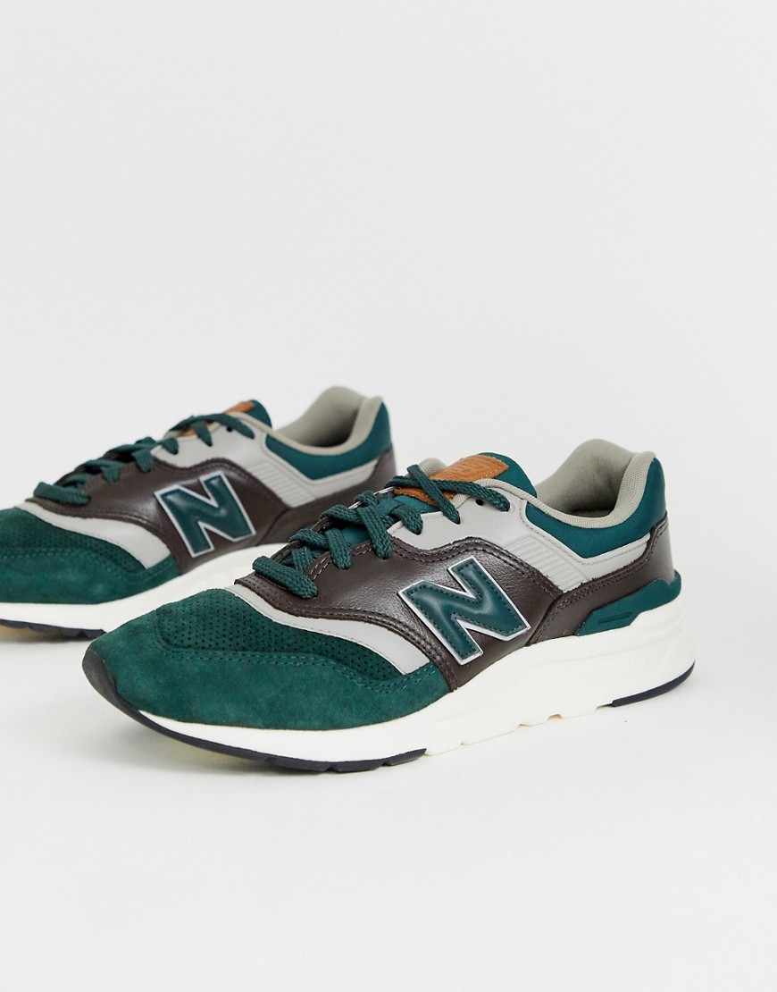 New Balance 997 trainers in green