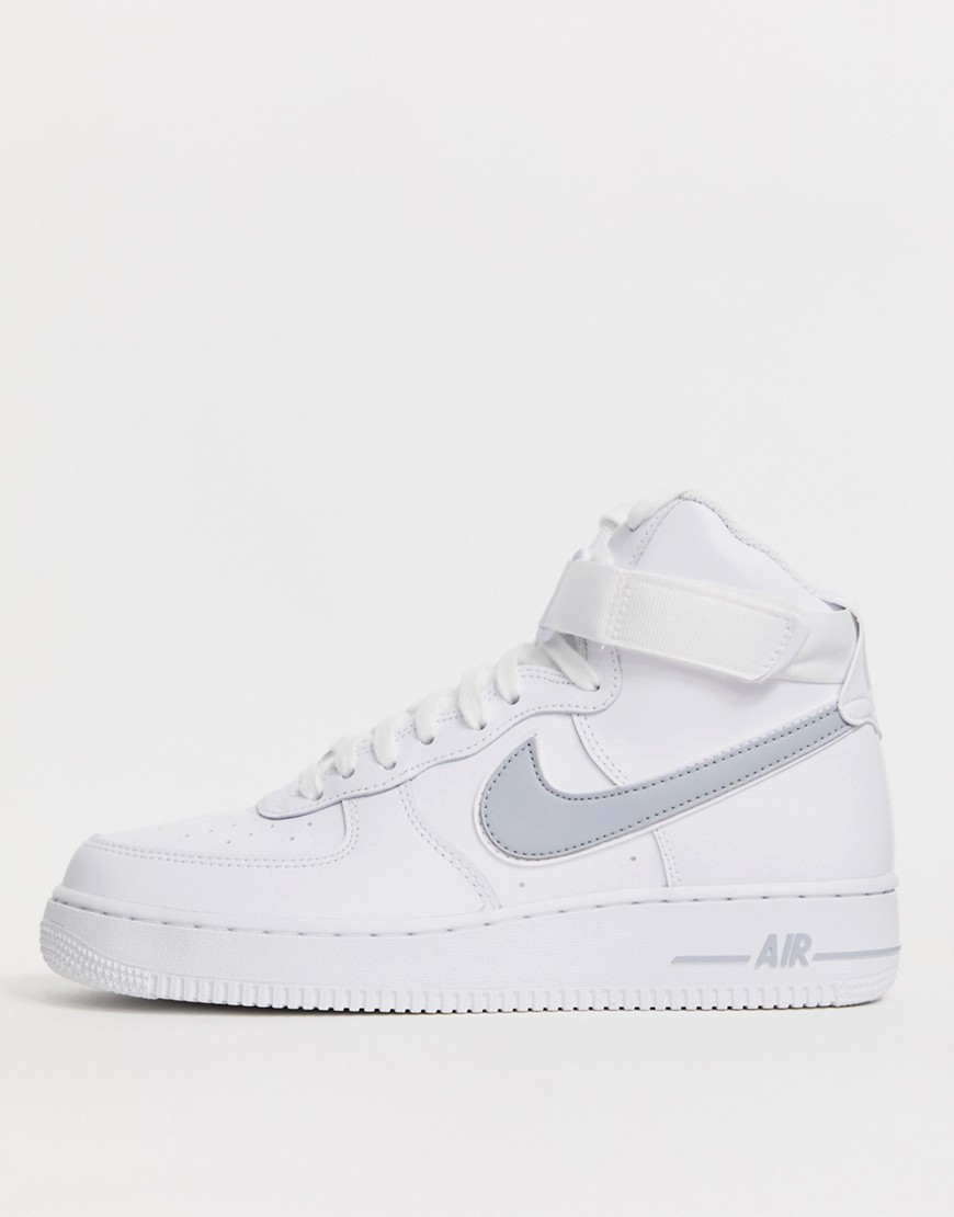 Nike Air Force 1 High '07 trainers in white with grey swoosh