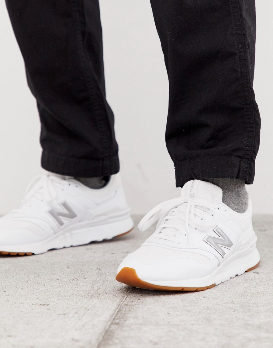 New Balance 997 trainers in white