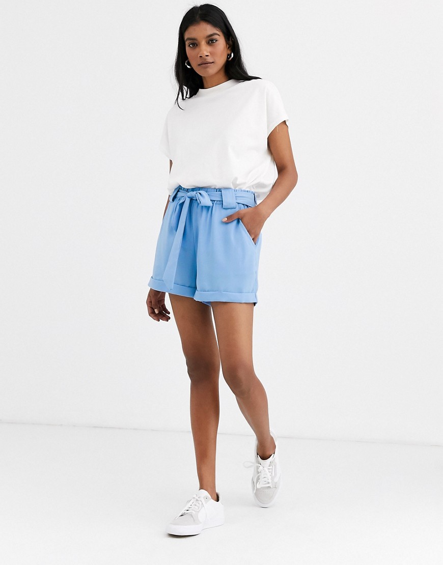 Moves By Minimum tie detail shorts
