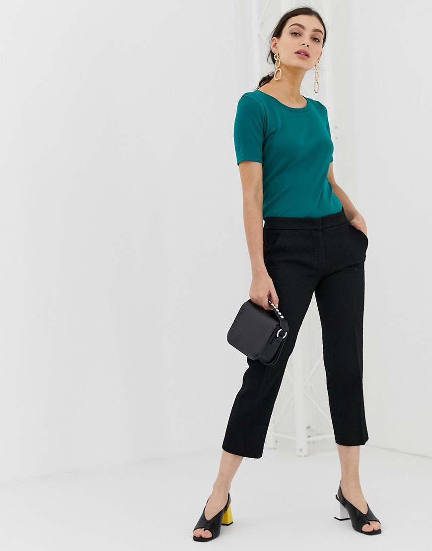 Benetton cropped chino in a casual fit