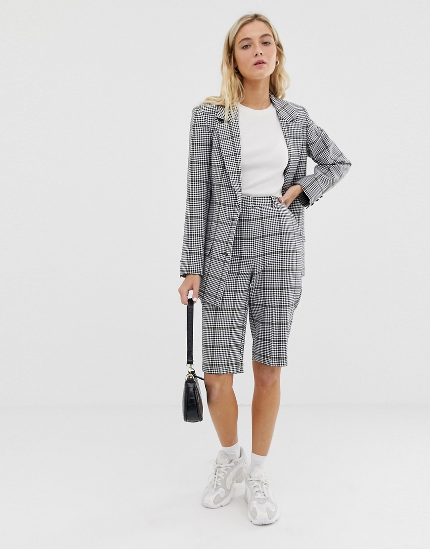 ASOS DESIGN city suit shorts in khaki houndstooth check