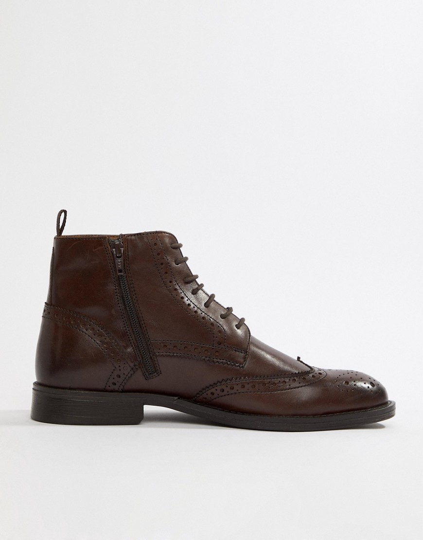 Pier One brogue boots in brown leather