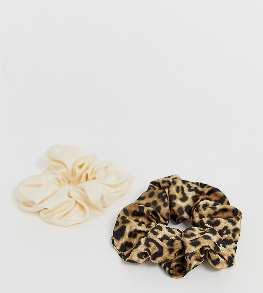 Monki 2 pack srunchies in leopard and cream