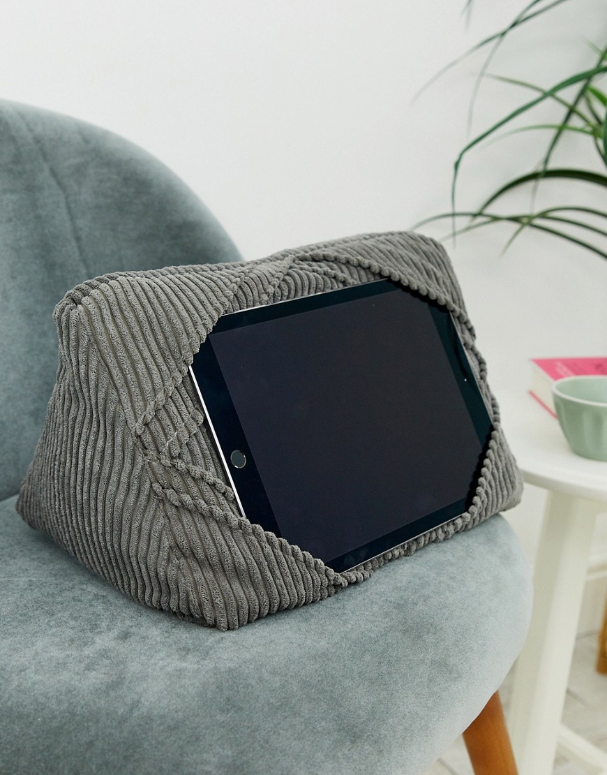 Typo tablet cushion