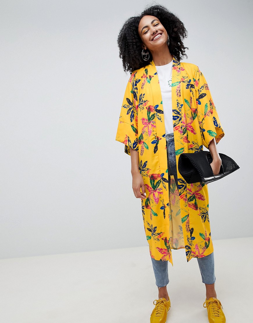 ASOS Made In Kenya x 2ManySiblings Longline Kimono In Yellow Floral - Yellow floral print