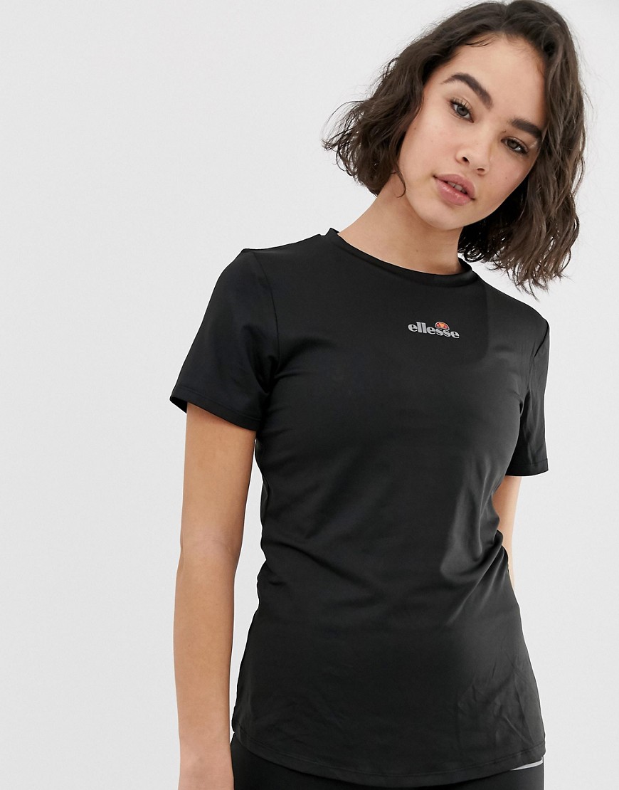 Ellesse training t-shirt with chest logo