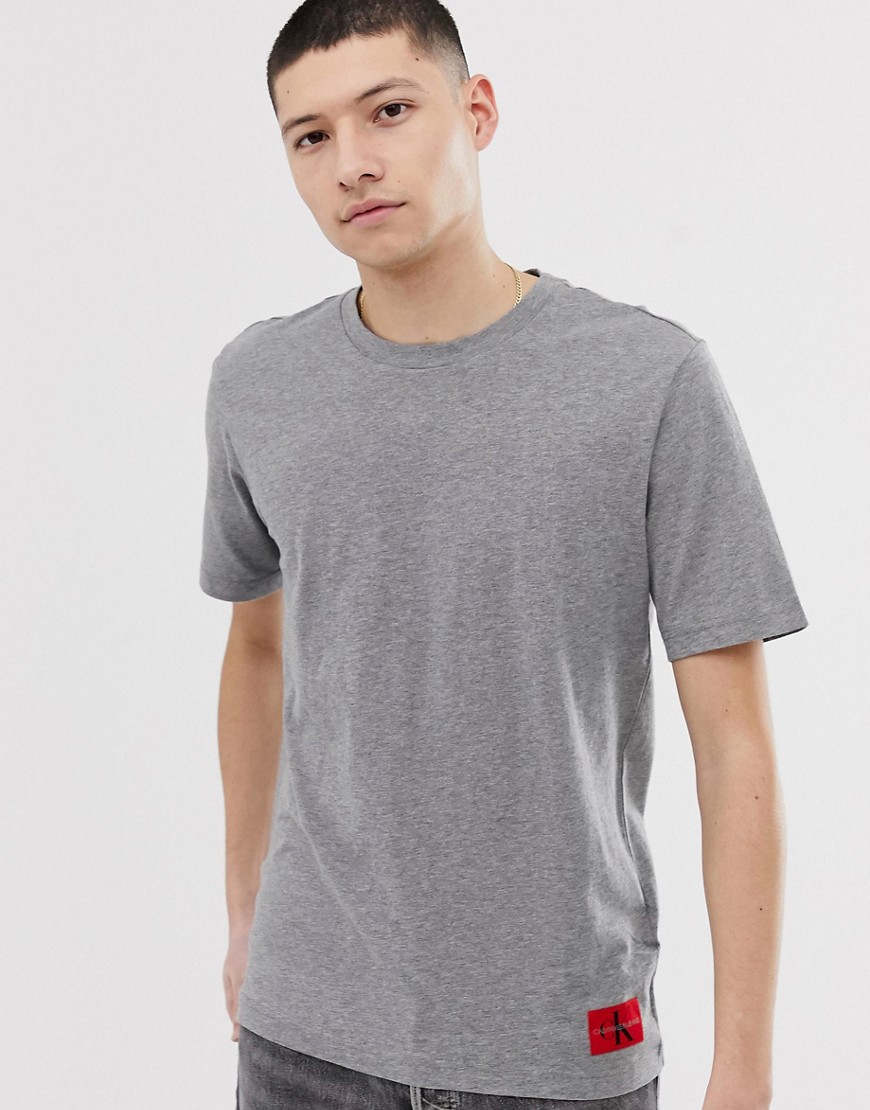 Calvin Klein Jeans monogram hem logo regular fit t-shirt