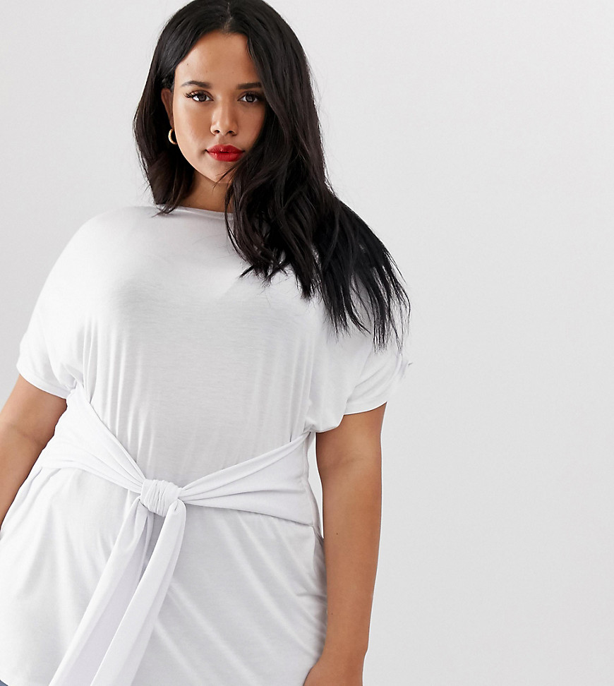 Boohoo Plus exclusive t-shirt with tie waist in white