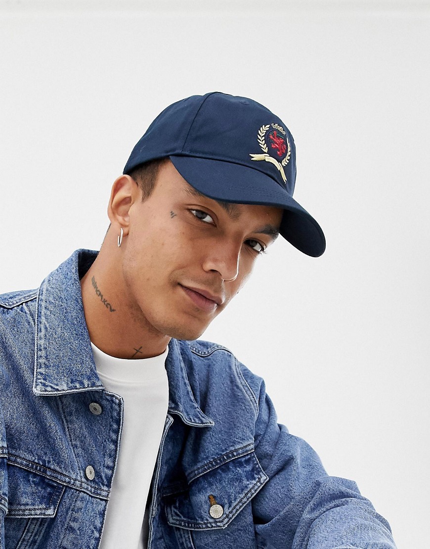 Tommy Jeans 6.0 Limited Capsule baseball cap with crest logo in navy