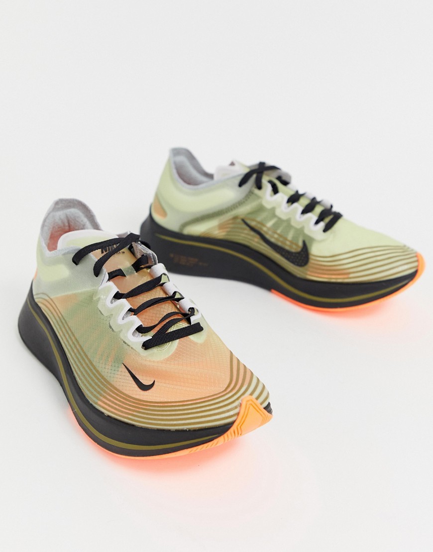 Nike Running Zoom fly sp trainers in pink aj9282-200