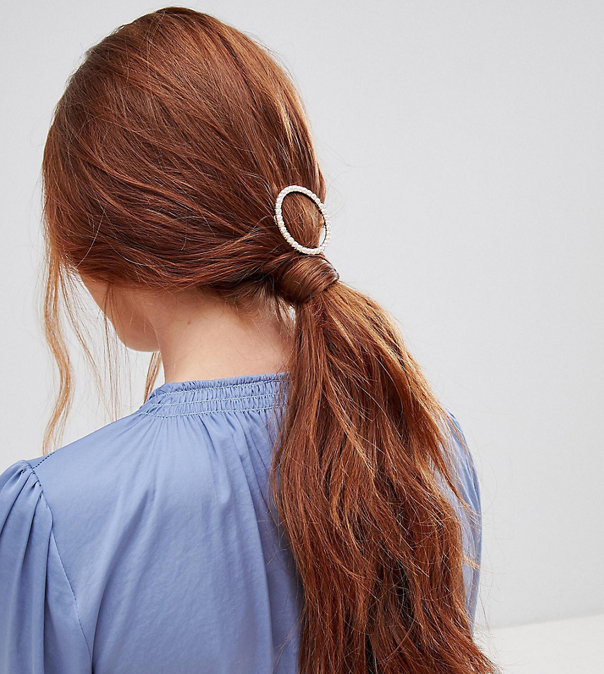 Orelia pearl circle hair clip