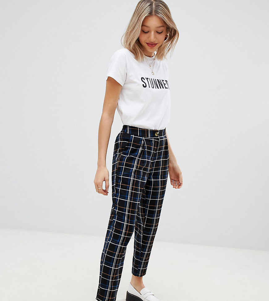New Look Petite check pull on trousers in black pattern