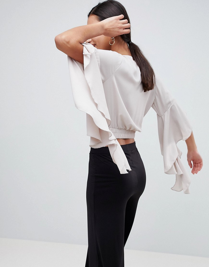 Love Wrap Crop Top With Sleeve Detail - Mink
