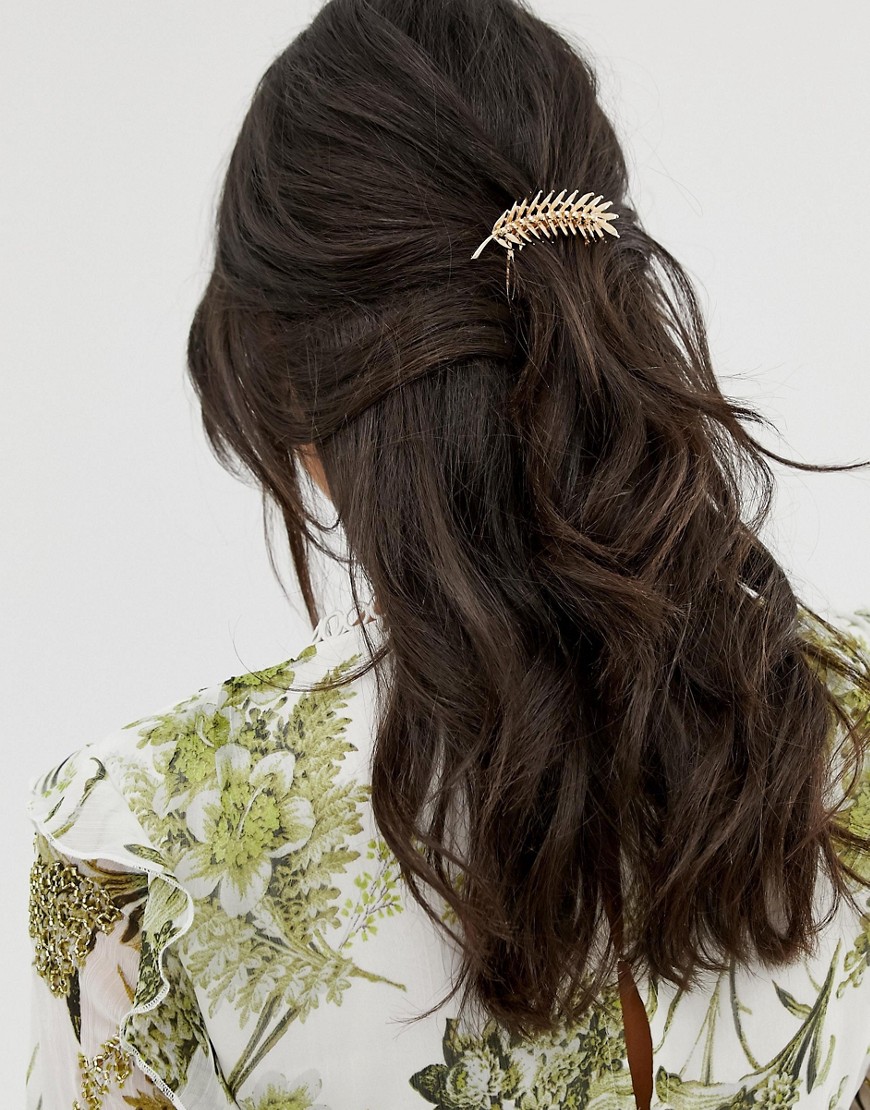 ASOS DESIGN hair comb with leaf detail in gold