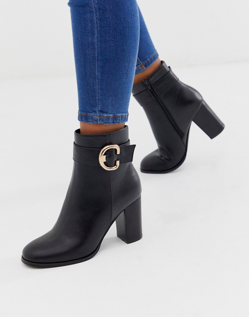 Asos Design Wide Fit Retreat Heeled Ankle Boots In Black