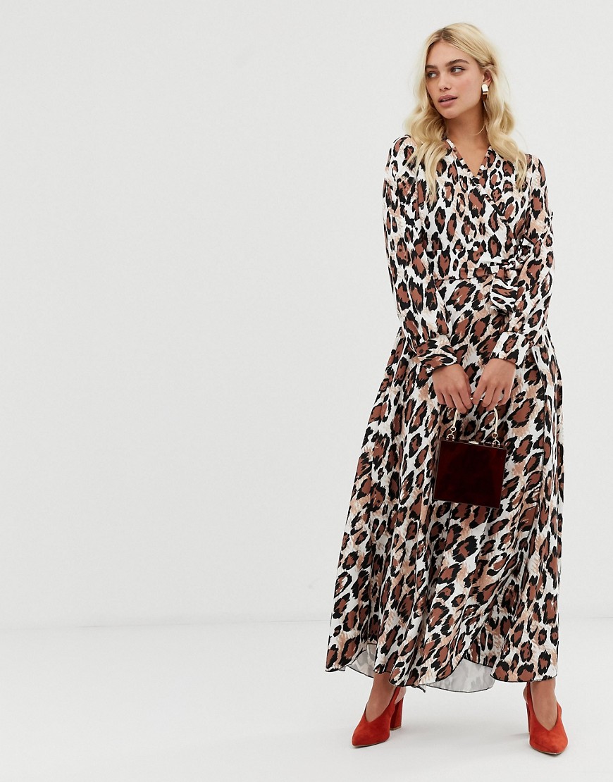Zibi London V front leopard print midi dress