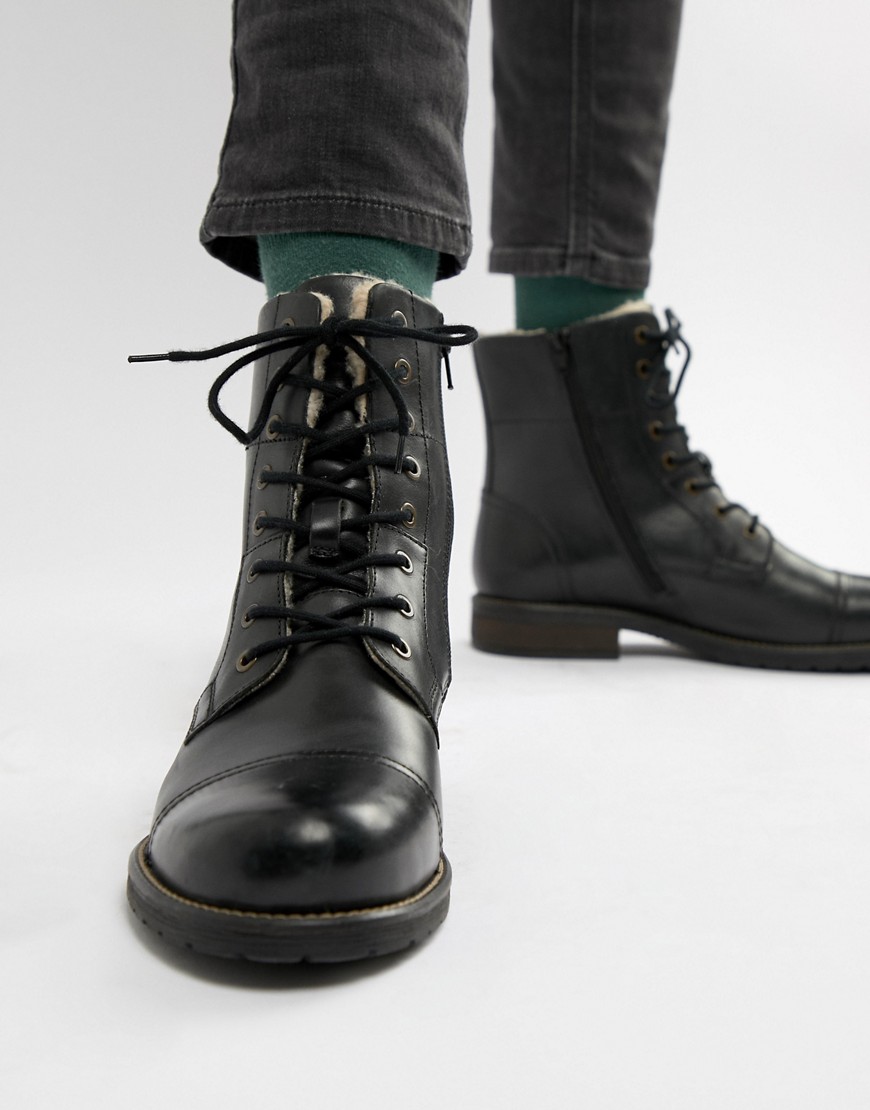 Pier One fleece lined toe cap lace up boots in black