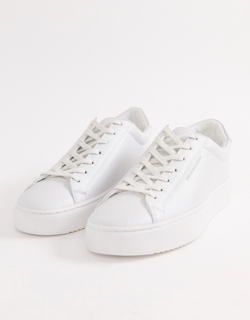 Good For Nothing trainers in white