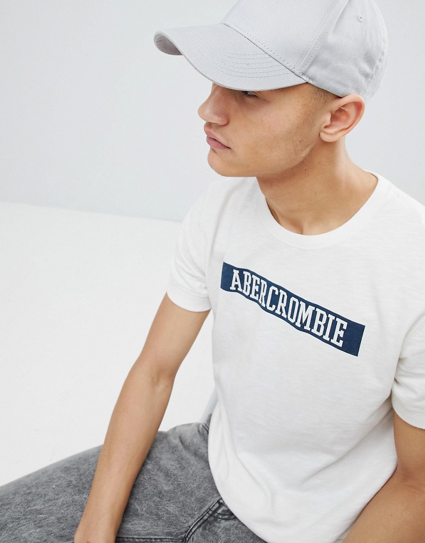 Abercrombie & Fitch Varsity Chest Logo Slub T-Shirt in White - White
