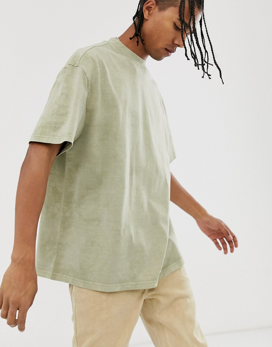 Weekday Great t-shirt with in light khaki tie dye