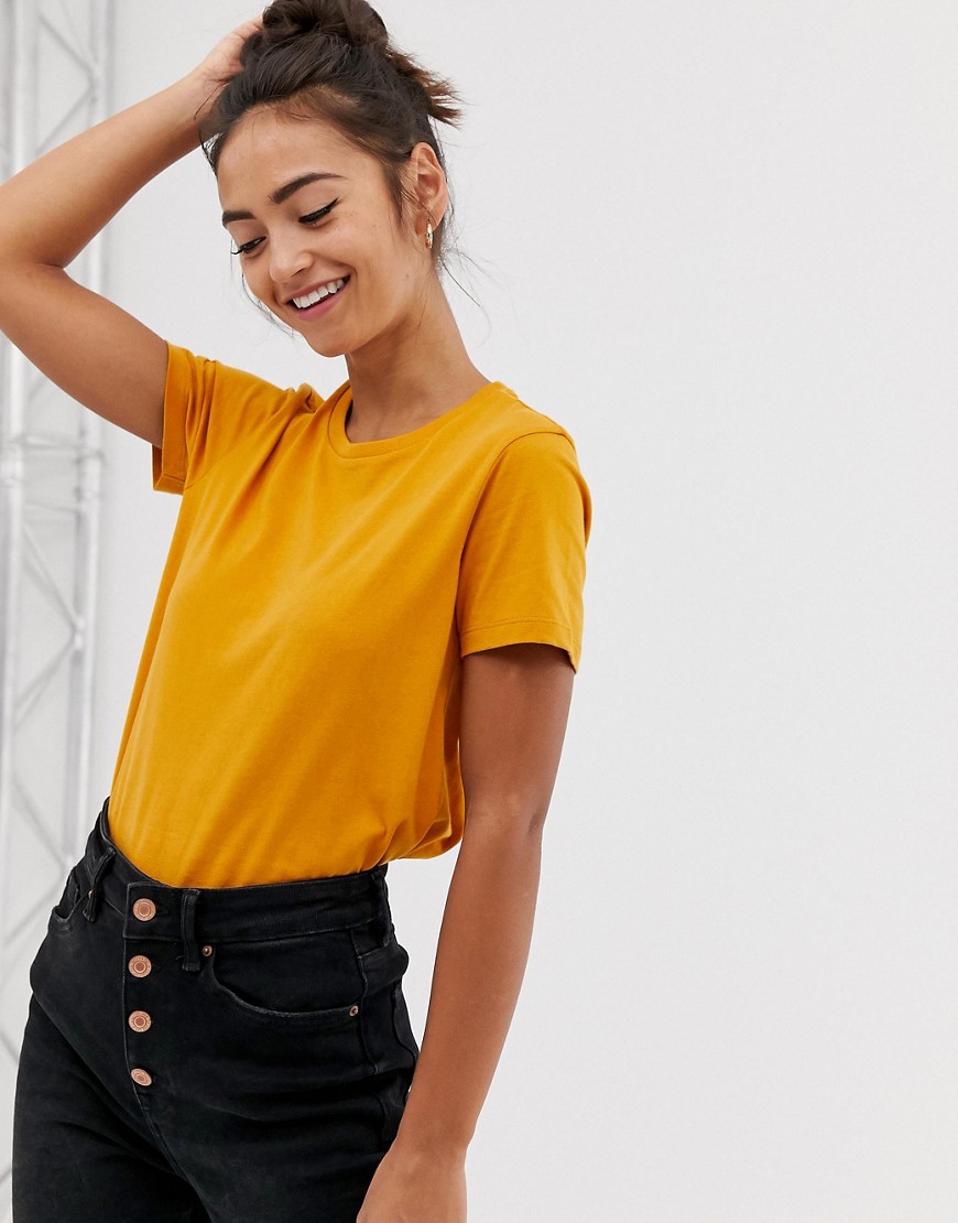 ASOS DESIGN ultimate t-shirt with crew neck in mustard