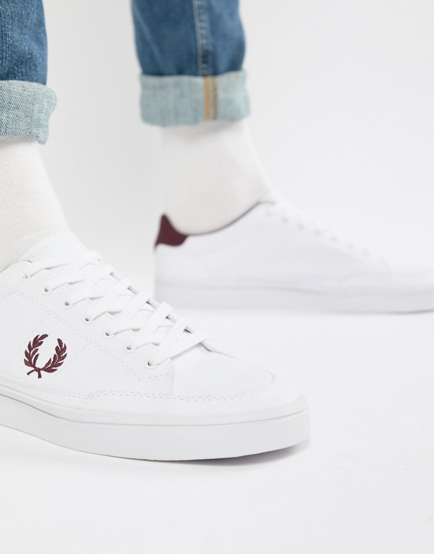 Fred Perry Deuce Canvas Trainers in White - White