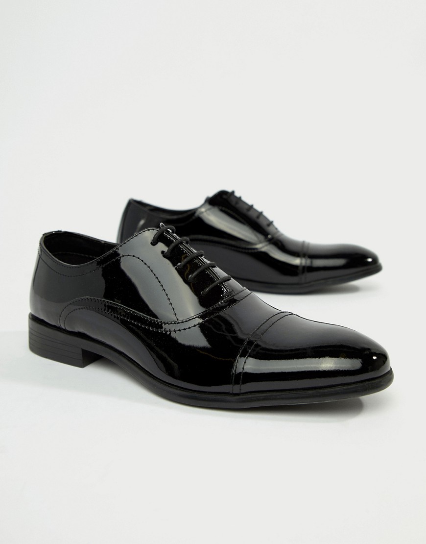 red tape Boston Lace Up Brogue Shoes In Black Patent
