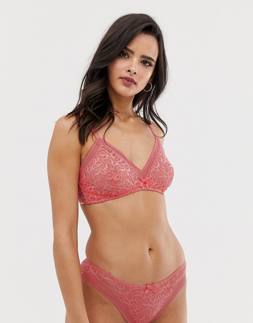 Variance soft triangle bra with graphical lace