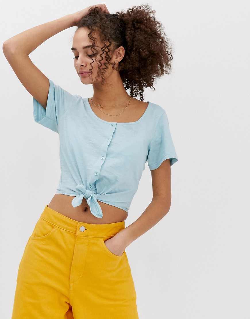 Brave Soul tyene crop t shirt with buttons and tie front