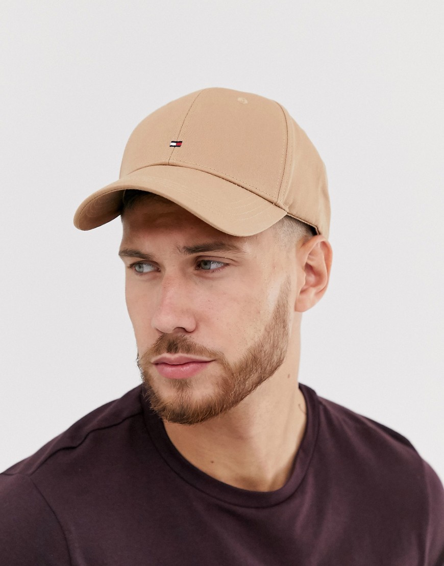 Tommy Hilfiger cap in tan with small flag logo