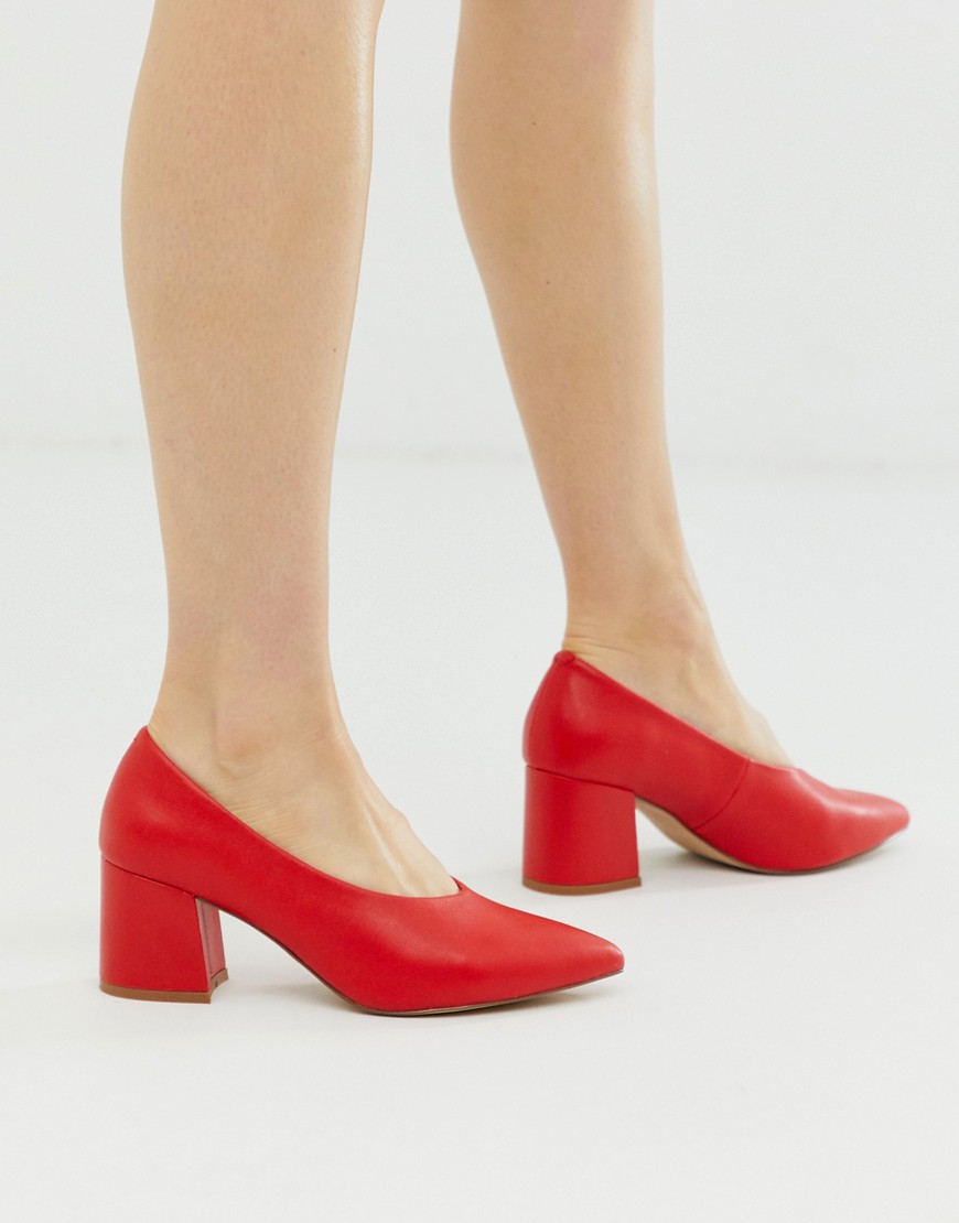 Matt & Nat curved block heeled shoes in ruby